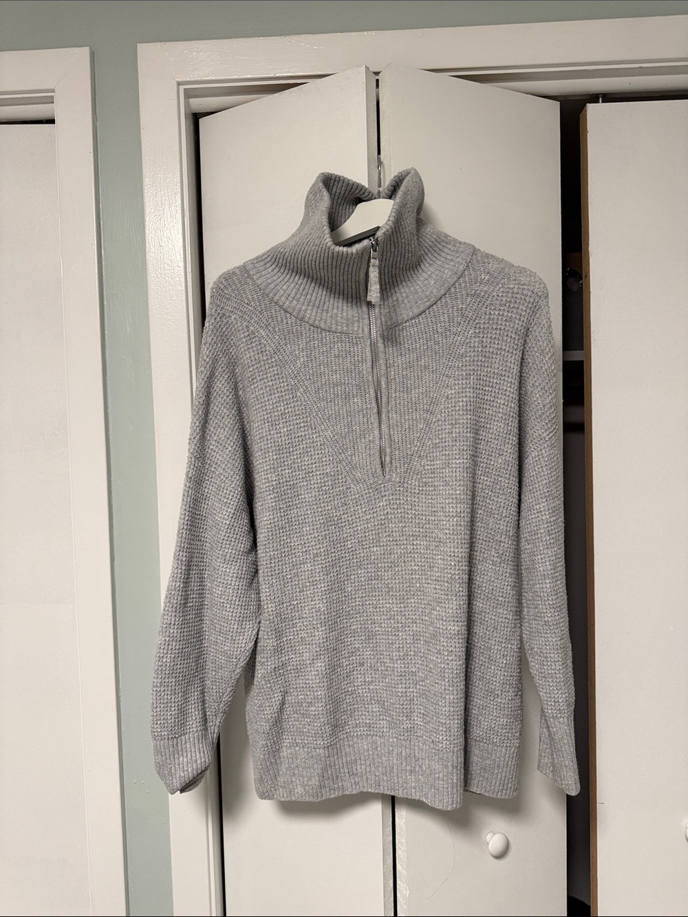 aerie Light Gray Ribbed Half-Zip Turtleneck Sweater